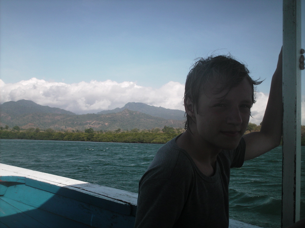 pict0290-out.jpg