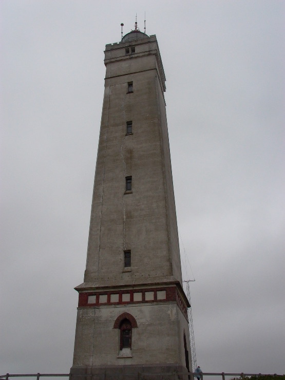 L1000452