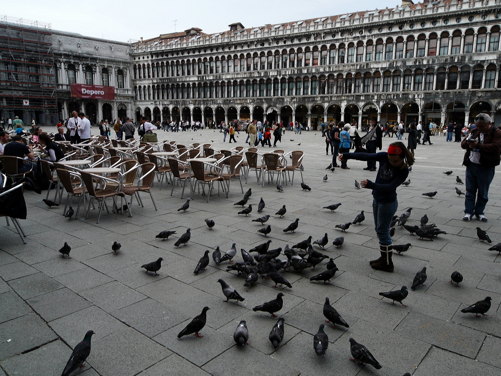 _1050561-out1.jpg